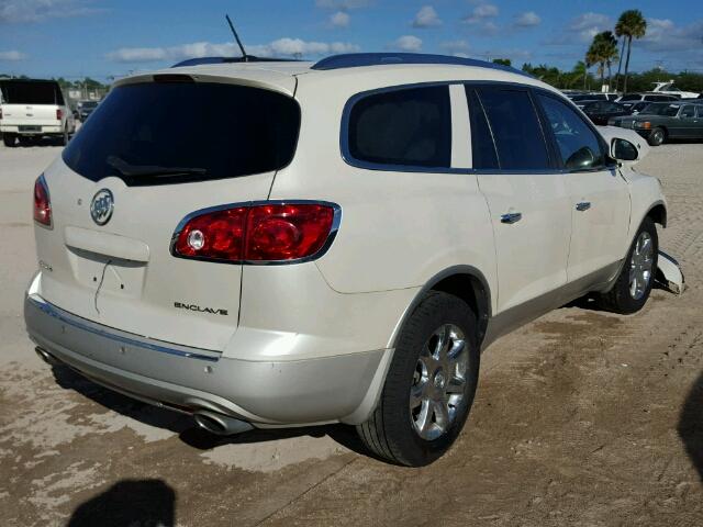 5GAER23D09J214730 - 2009 BUICK ENCLAVE CX WHITE photo 4