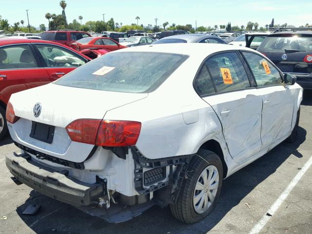3VW2K7AJ4DM200981 - 2013 VOLKSWAGEN JETTA BASE Սպիտակ լուսանկար 4