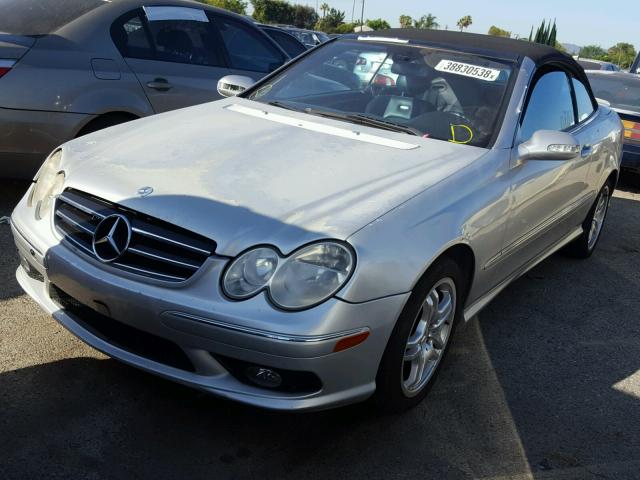 WDBTK76GX4T011501 - 2004 MERCEDES-BENZ CLK 55 AMG SILVER photo 2