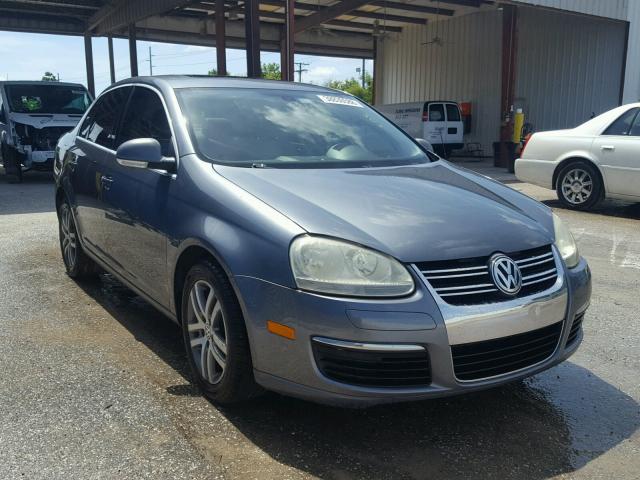 3VWDF71K35M615457 - 2005 VOLKSWAGEN NEW JETTA GRAY photo 1