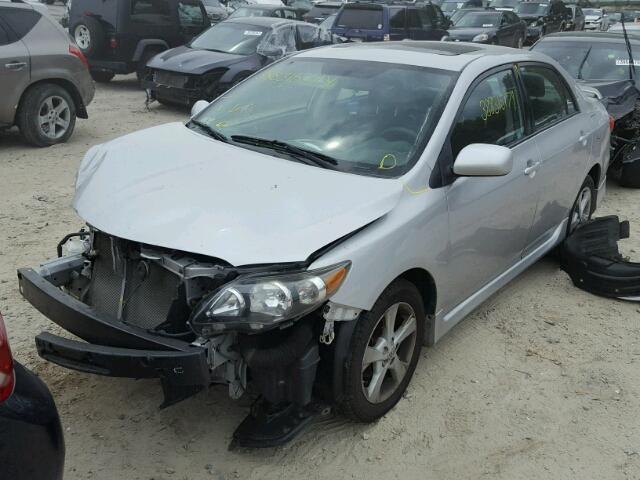 2T1BU4EE0BC670228 - 2011 TOYOTA COROLLA BA SILVER photo 2