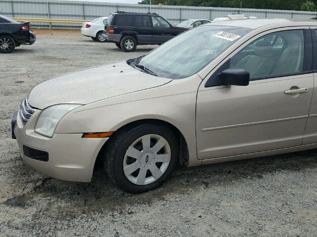 3FAHP06Z38R119554 - 2008 FORD FUSION S BEIGE photo 9