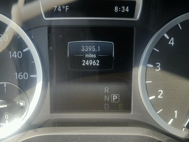 SJKCH5CRXHA016738 - 2017 INFINITI QX30 BASE BROWN photo 8