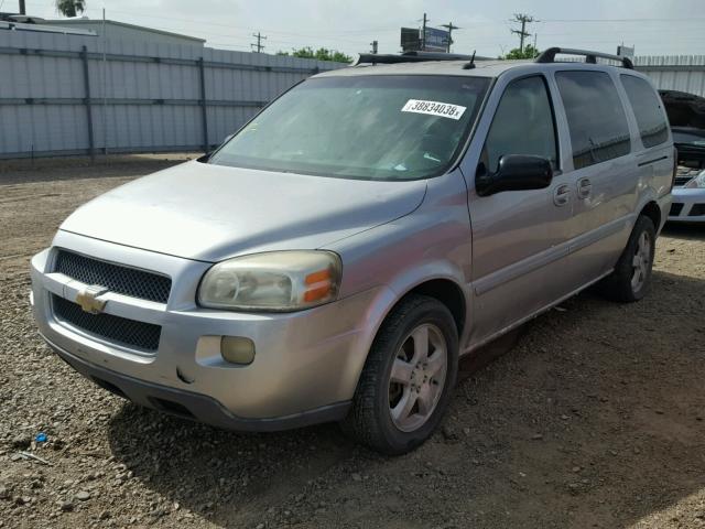 1GNDV33167D121912 - 2007 CHEVROLET UPLANDER L 银色 照片 2