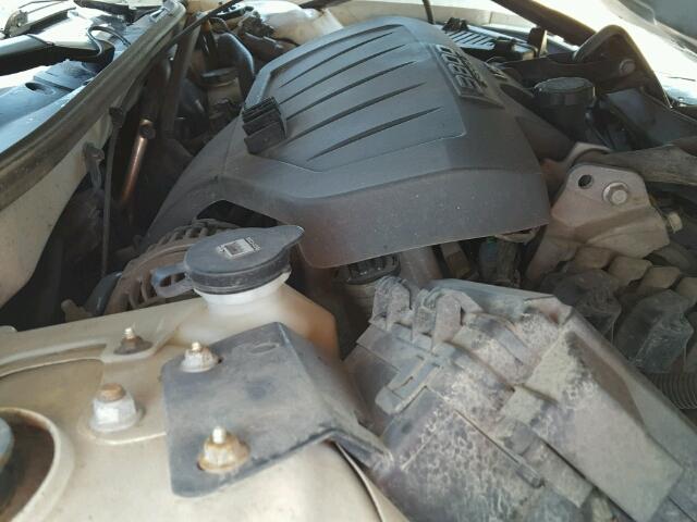 2G2WP552981100292 - 2008 PONTIAC GRAND PRIX WHITE photo 9