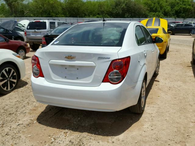 1G1JA5SH4E4179217 - 2014 CHEVROLET SONIC LS WHITE photo 4