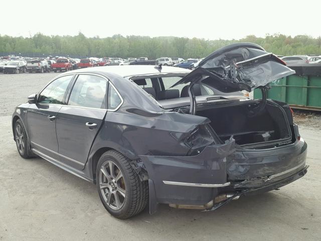 1VWDT7A38HC067401 - 2017 VOLKSWAGEN PASSAT R-L GRAY photo 3