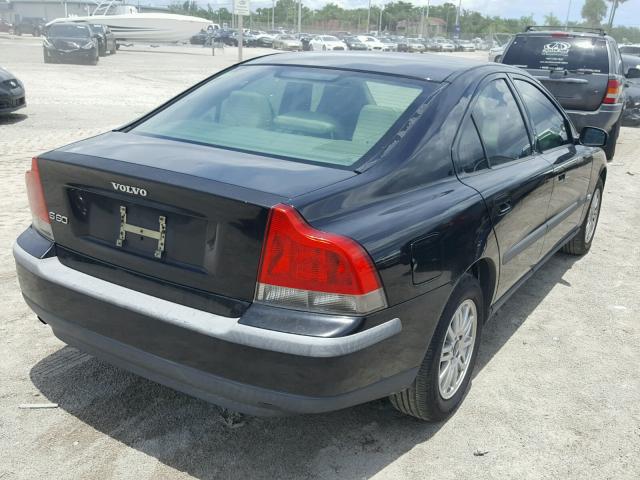 YV1RS61T842326646 - 2004 VOLVO S60 أسود صورة 4