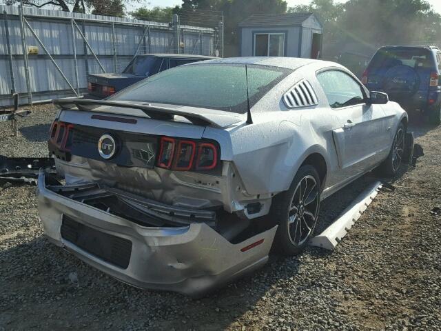 1ZVBP8CF4D5267571 - 2013 FORD MUSTANG GT SILVER photo 4