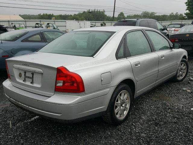 YV1TS592151402680 - 2005 VOLVO S80 2.5T SILVER photo 4