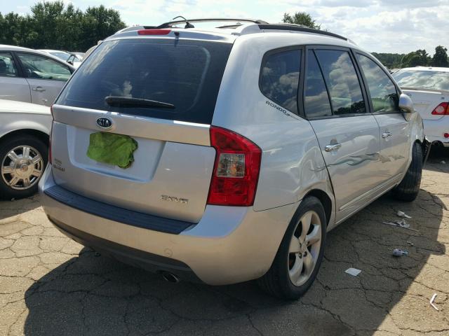 KNAFG526177097759 - 2007 KIA RONDO LX SILVER photo 4