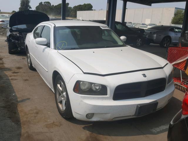 2B3CA3CV8AH267615 - 2010 DODGE CHARGER SX WHITE photo 1