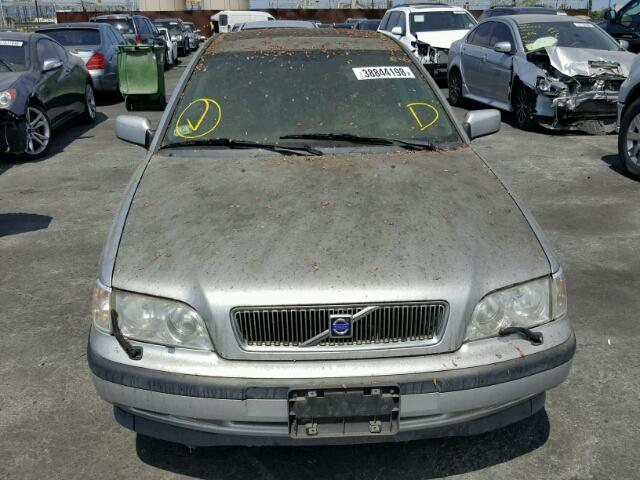 YV1VS2556YF583001 - 2000 VOLVO S40 SILVER photo 9