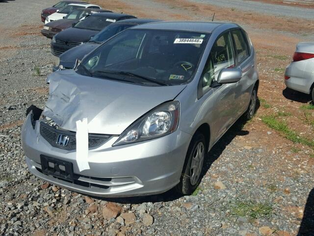 JHMGE8H35DC006490 - 2013 HONDA FIT SILVER photo 2