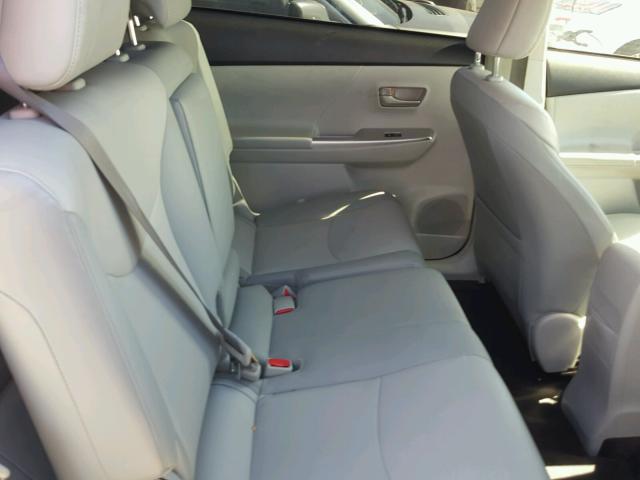 JTDZN3EU0D3194085 - 2013 TOYOTA PRIUS V GRAY photo 6