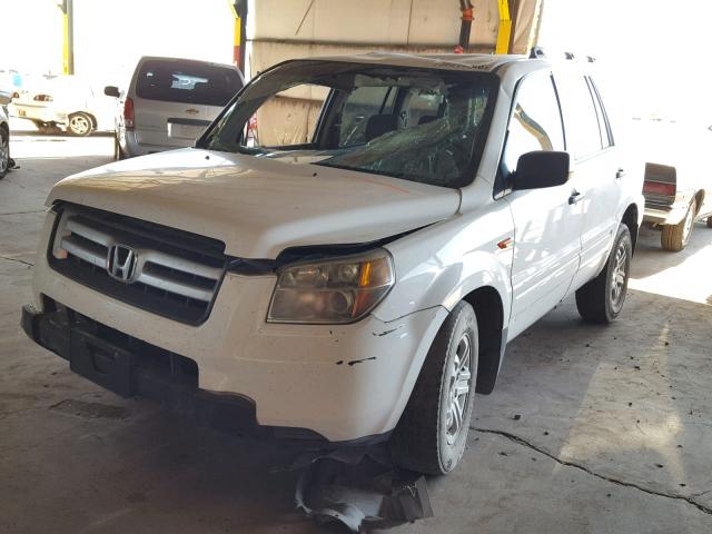 5FNYF18117B002002 - 2007 HONDA PILOT LX WHITE photo 2