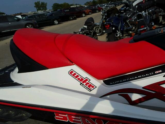 YDV32838D707 - 2007 SEAD GTX RED photo 6