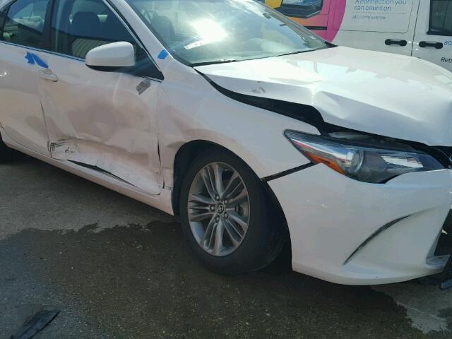 4T1BF1FK9FU475648 - 2015 TOYOTA CAMRY LE თეთრი ფოტო 9