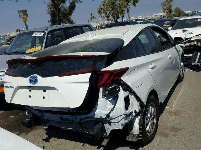 JTDKARFP1H3038362 - 2017 TOYOTA PRIUS PRIM თეთრი ფოტო 4
