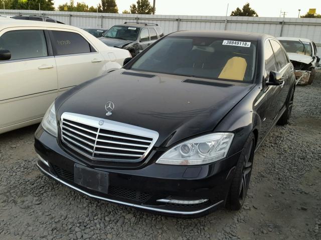 WDDNG9FB7AA298885 - 2010 MERCEDES-BENZ S 400 BLACK photo 2