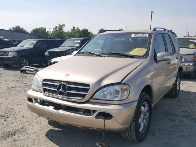 4JGAB75E23A432997 - 2003 MERCEDES-BENZ ML 500 TAN photo 2