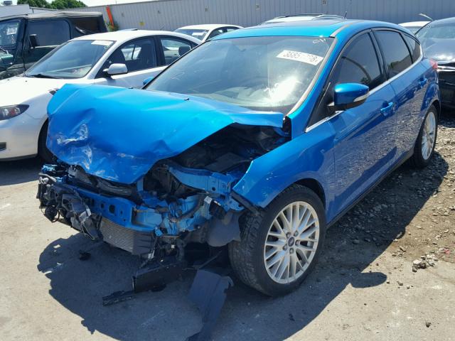 1FADP3N27EL166438 - 2014 FORD FOCUS TITA BLUE photo 2