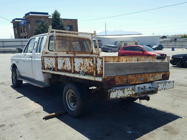 1FTHX26H9KKA22125 - 1989 FORD F250 WHITE photo 3