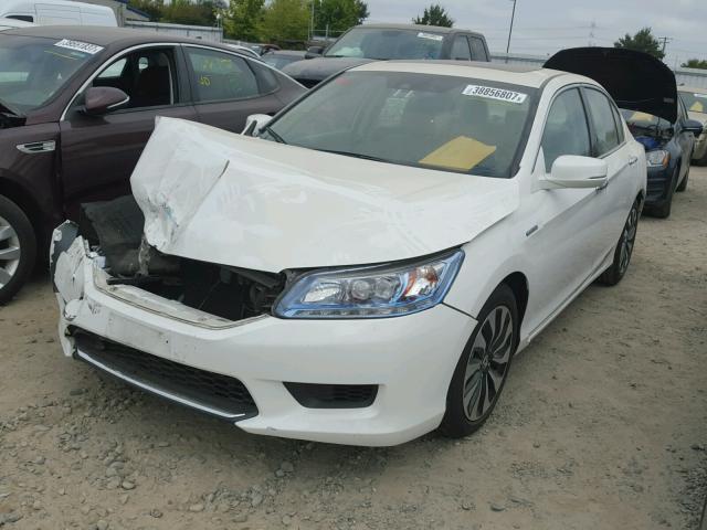 1HGCR6F76FA009882 - 2015 HONDA ACCORD HYB WHITE photo 2