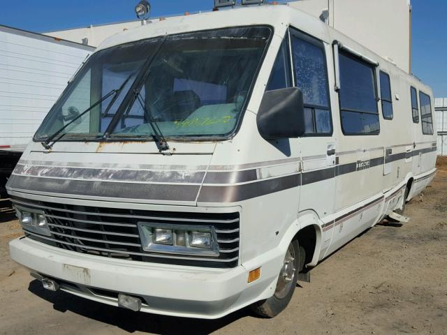 1GBKP37W2J3340285 - 1989 ITAS MOTORHOME WHITE photo 2