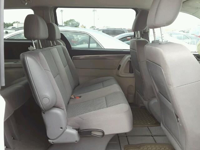 2V8HW44179R608178 - 2009 VOLKSWAGEN ROUTAN S ვერცხლისფერი ფოტო 6