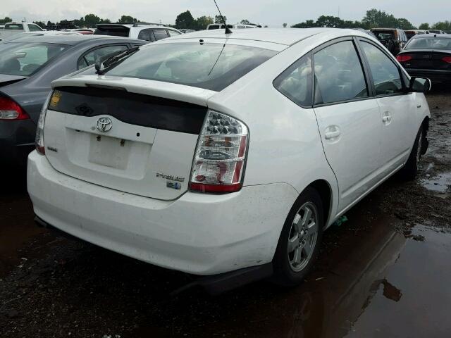 JTDKB20U683376438 - 2008 TOYOTA PRIUS WHITE photo 4