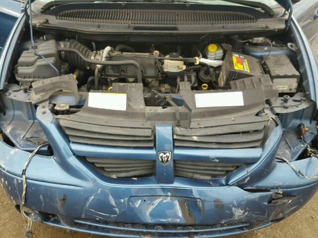 2D4GP44LX5R288051 - 2005 DODGE GRAND CARA BLUE photo 7