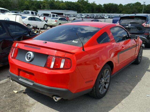 1ZVBP8AM1C5281637 - 2012 FORD MUSTANG RED photo 4