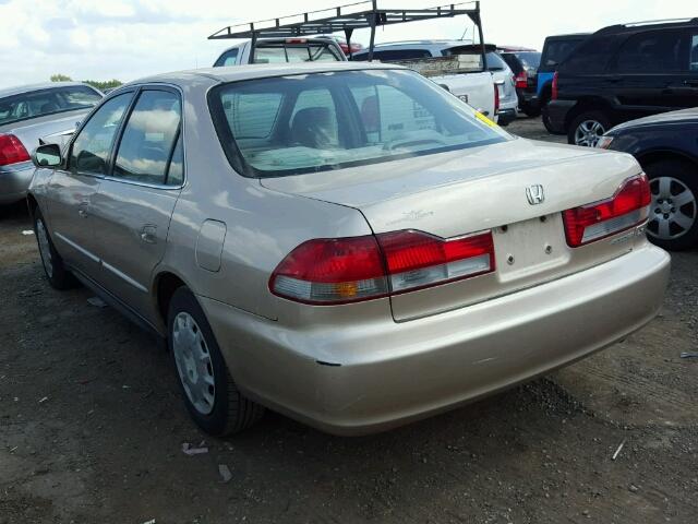 1HGCG55471A038260 - 2001 HONDA ACCORD GOLD photo 3