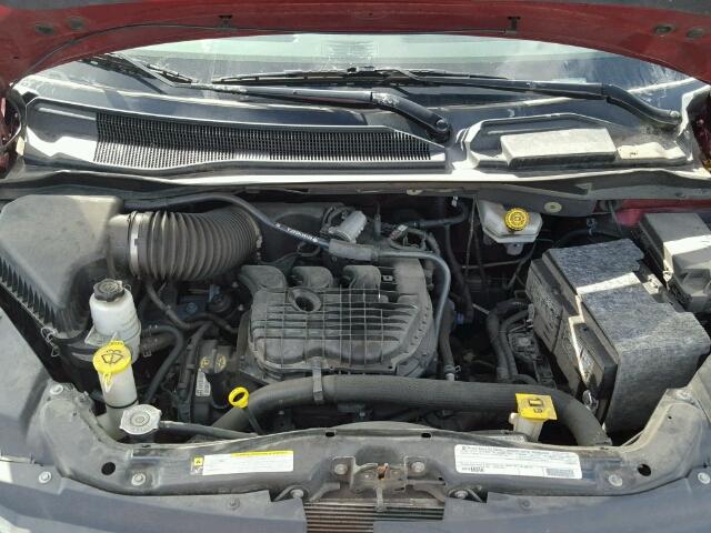 2C4RVABGXCR152080 - 2012 VOLKSWAGEN ROUTAN BURGUNDY photo 7