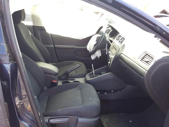 3VW1K7AJ0EM276632 - 2014 VOLKSWAGEN JETTA BASE 蓝色 照片 5