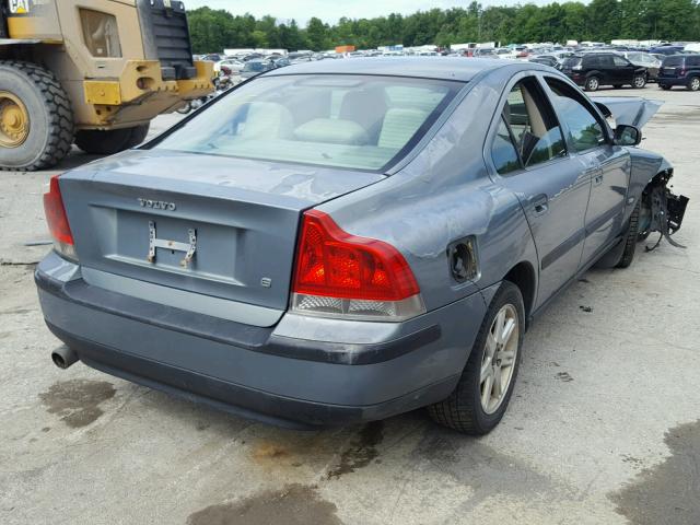 YV1RS61R422102534 - 2002 VOLVO S60 BLUE photo 4