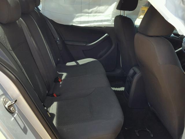 3VW2K7AJ4DM309568 - 2013 VOLKSWAGEN JETTA BASE Արծաթագույն լուսանկար 6