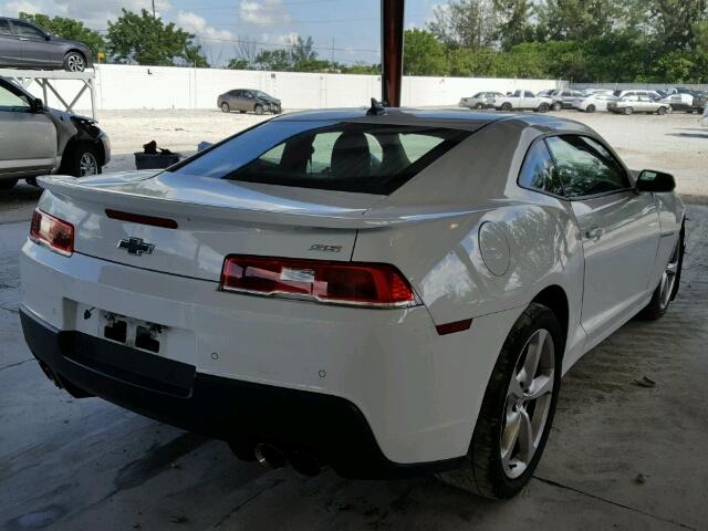 2G1FG1EW7F9269323 - 2015 CHEVROLET CAMARO SS WHITE photo 4