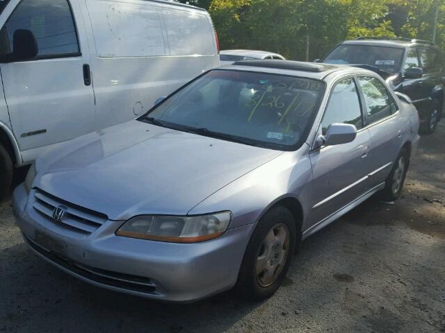 1HGCG16551A055557 - 2001 HONDA ACCORD EX GRAY photo 2