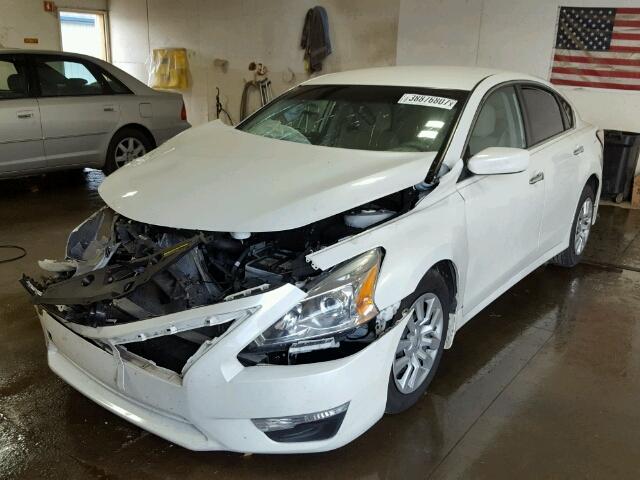 1N4AL3AP7EC107132 - 2014 NISSAN ALTIMA 2.5 WHITE photo 2