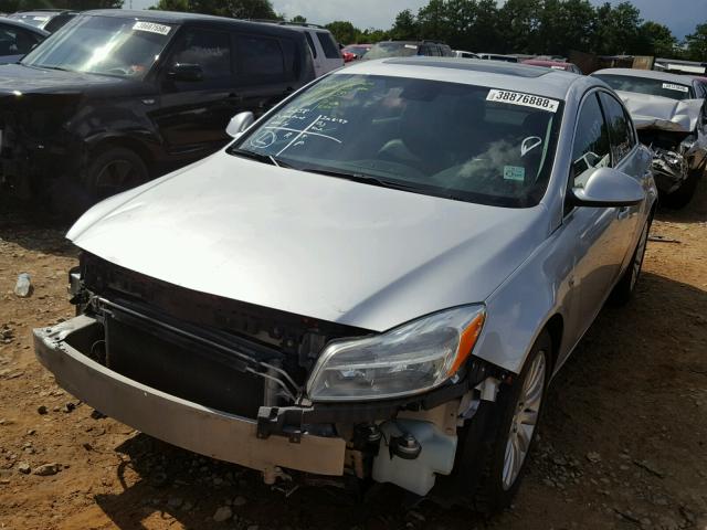 W04GS5EC5B1025654 - 2011 BUICK REGAL CXL SILVER photo 2