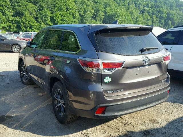 5TDJKRFH1GS320659 - 2016 TOYOTA HIGHLANDER ნაცრისფერი ფოტო 3
