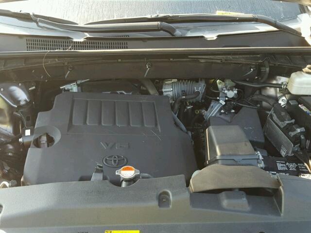 5TDJKRFH1GS320659 - 2016 TOYOTA HIGHLANDER ნაცრისფერი ფოტო 7