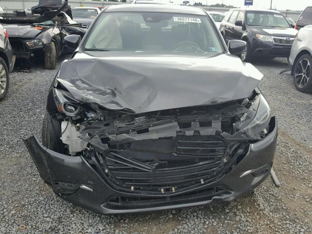 3MZBN1W34HM136736 - 2017 MAZDA 3 GRAND TO GRAY photo 9