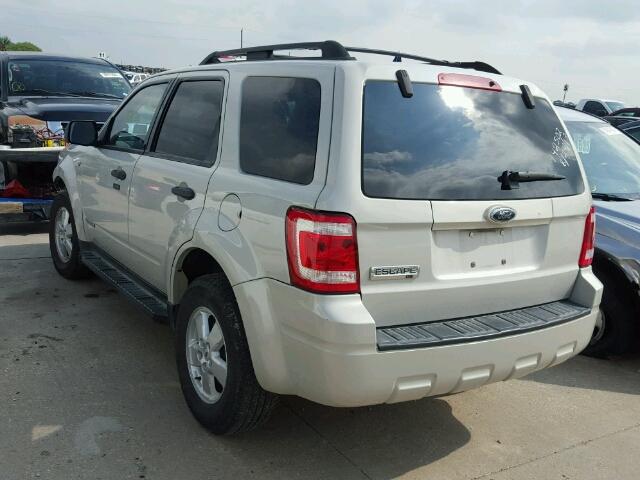 1FMCU031X8KC46121 - 2008 FORD ESCAPE WHITE photo 3