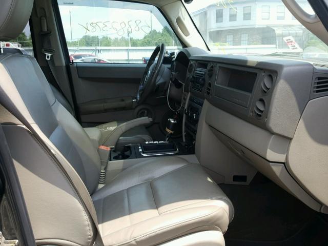 1J8HG48KX6C209208 - 2006 JEEP COMMANDER GRAY photo 5