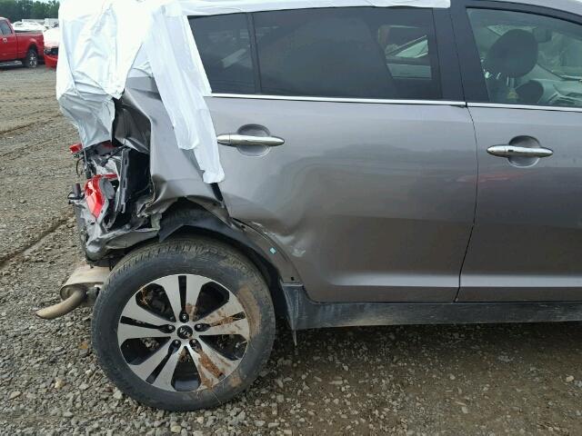 KNDPCCA21D7537660 - 2013 KIA SPORTAGE E GRAY photo 9