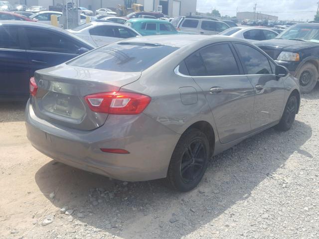 1G1BE5SM5H7162998 - 2017 CHEVROLET CRUZE LT GRAY photo 4