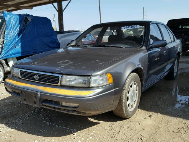 JN1HJ01F8NT027815 - 1992 NISSAN MAXIMA GXE GRAY photo 2